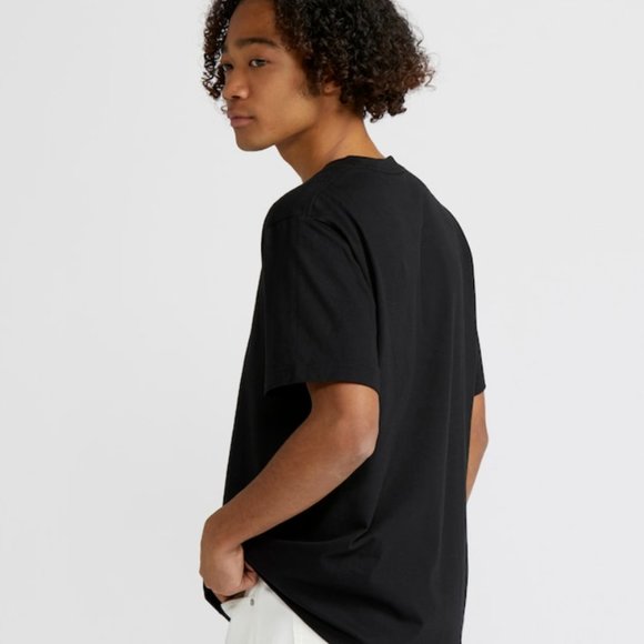 DANIEL ARSHAM X POKEMON T-Shirt Pikachu and Trainer 3020 UNIQLO Size M New - Picture 4 of 7